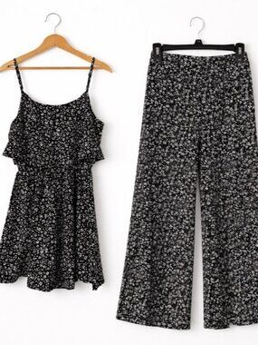 Shein Floral Set Bundle Romper + Wide Leg Pants Size Small Black
